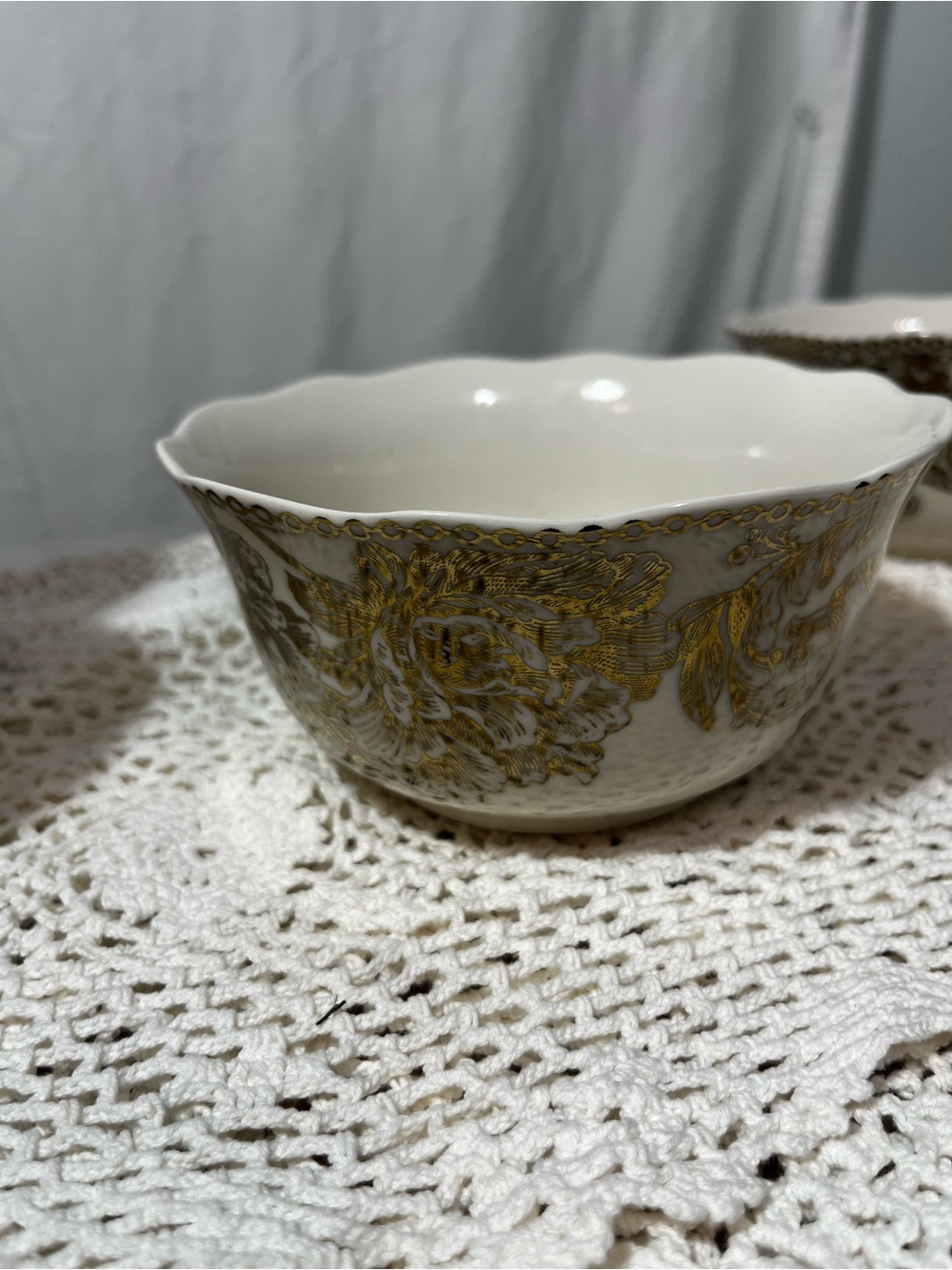222 Fifth Adelaide Bowl Set of 4 Gold Silver Fine China Floral Bird Cereal Bowls - Picture 13 of 16